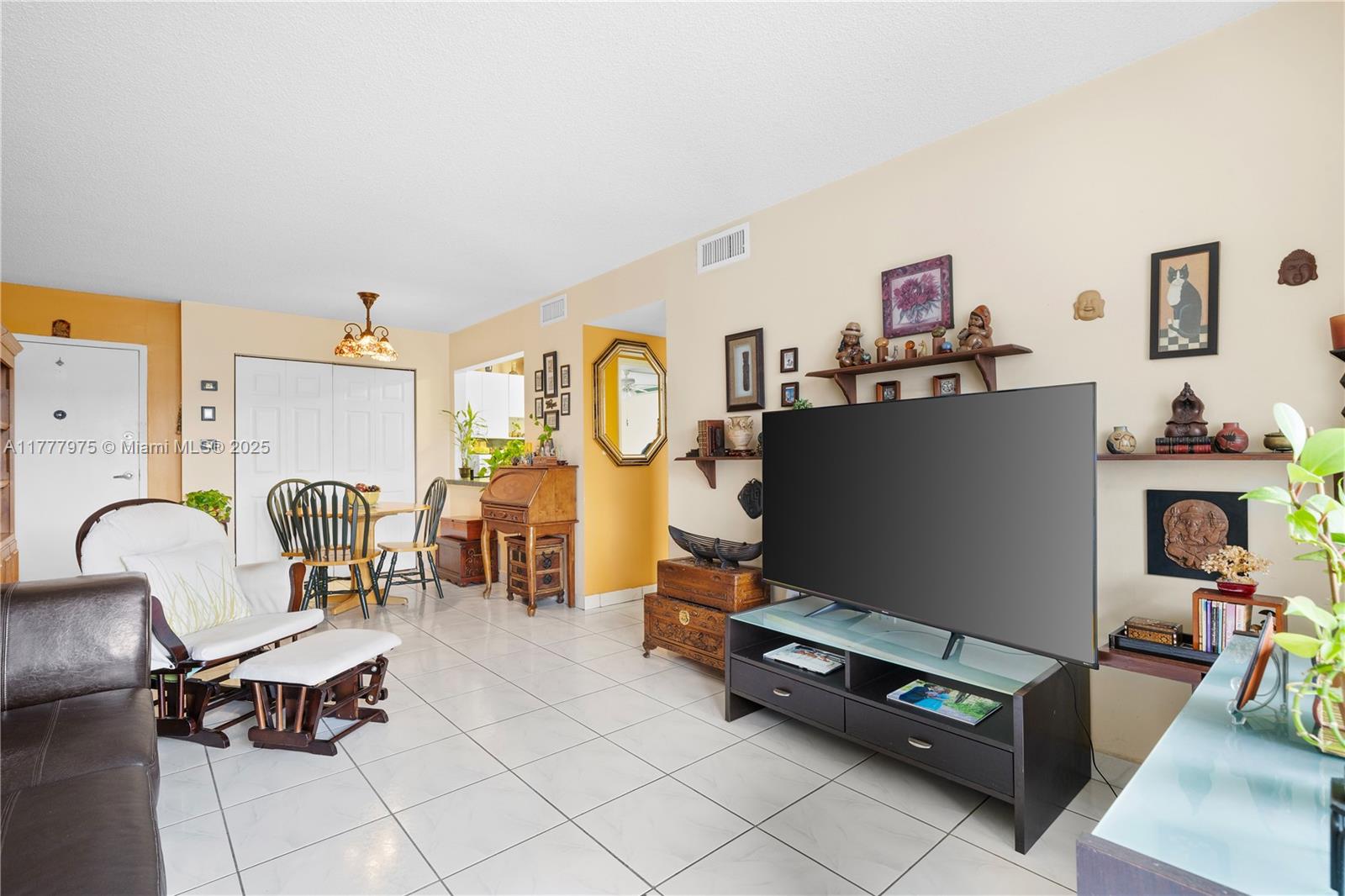 PALM COURT OF MIAMI CONDO - Residential