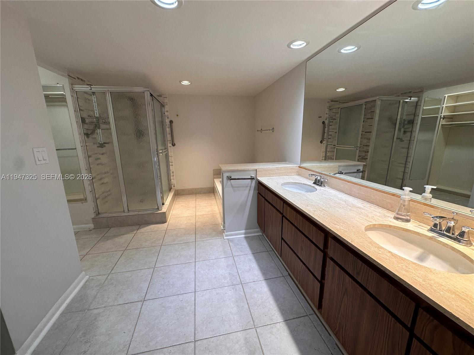 BILTMORE II CONDO - Residential