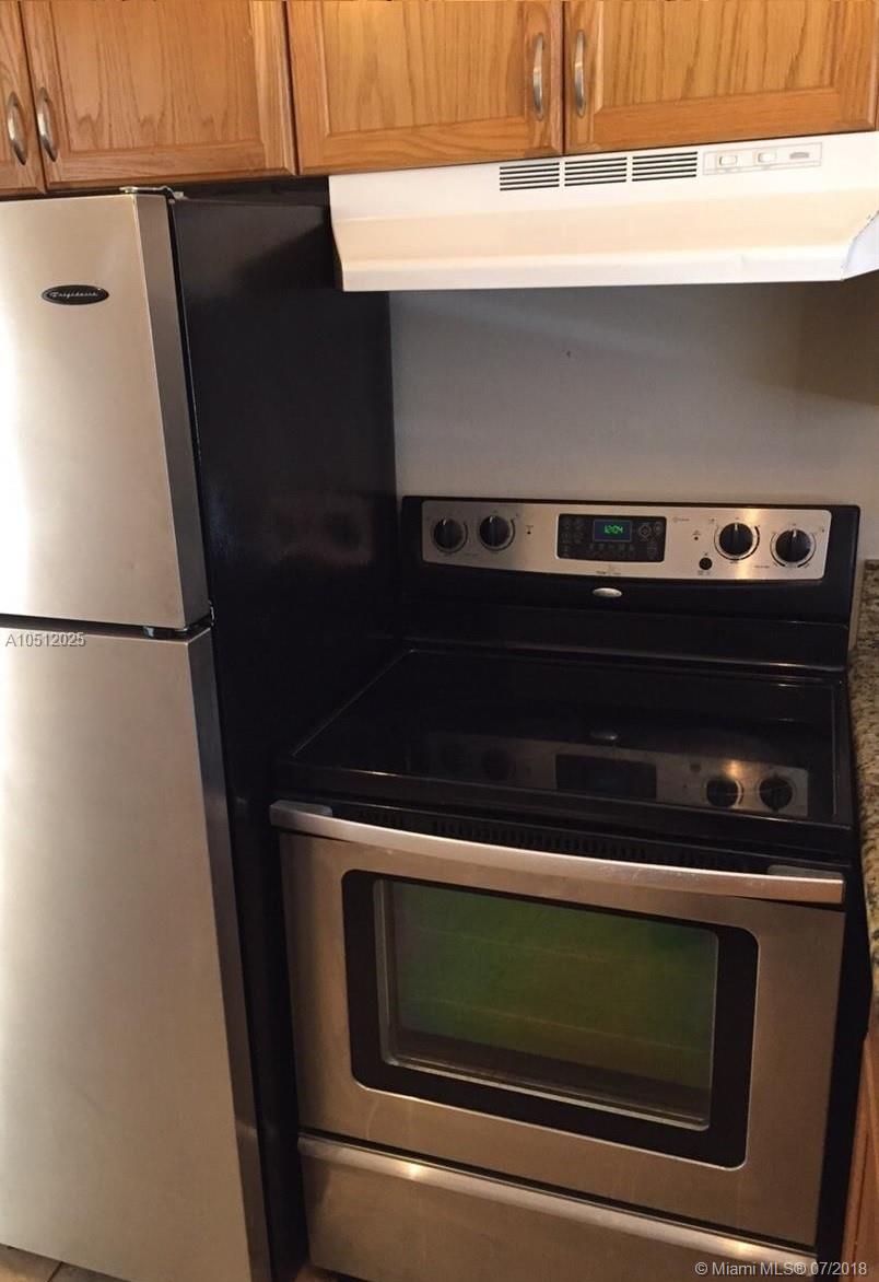 HOLLYWOOD BREEZES CONDO - Residential Lease