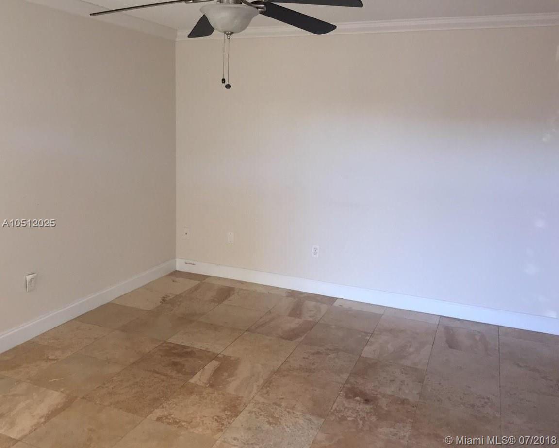 HOLLYWOOD BREEZES CONDO - Residential Lease