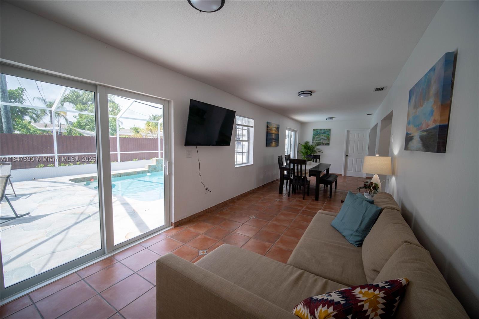 CUTLER RIDGE SEC 3 - Residential