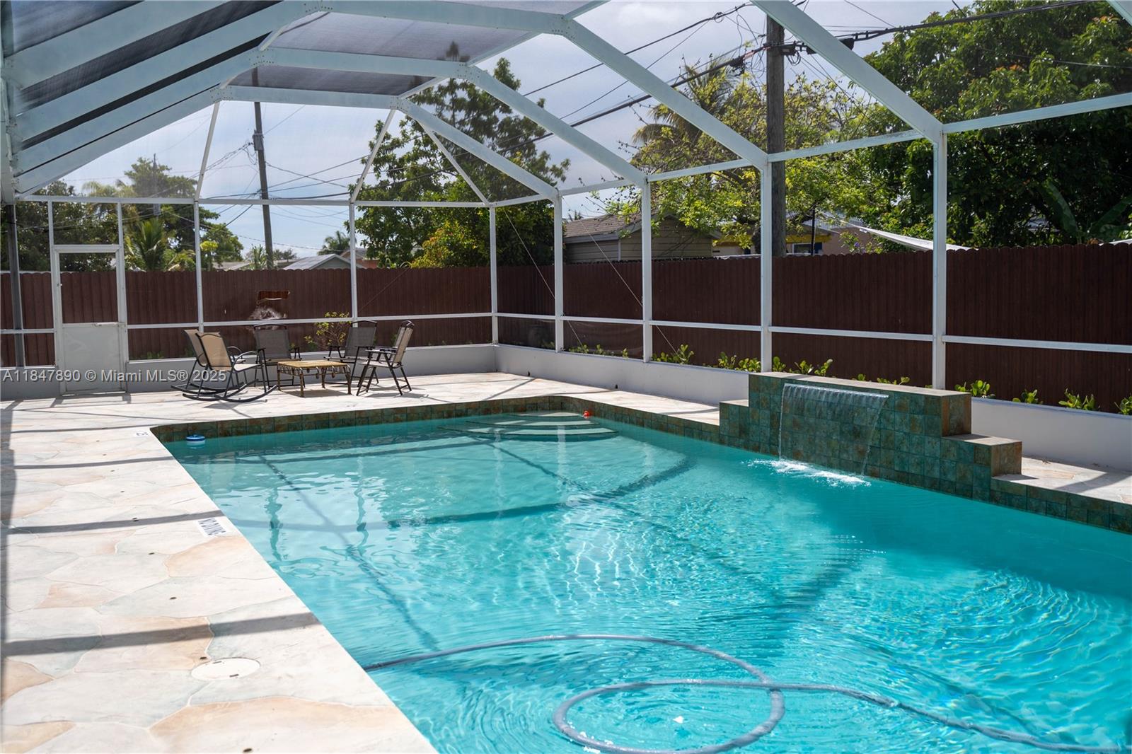 CUTLER RIDGE SEC 3 - Residential