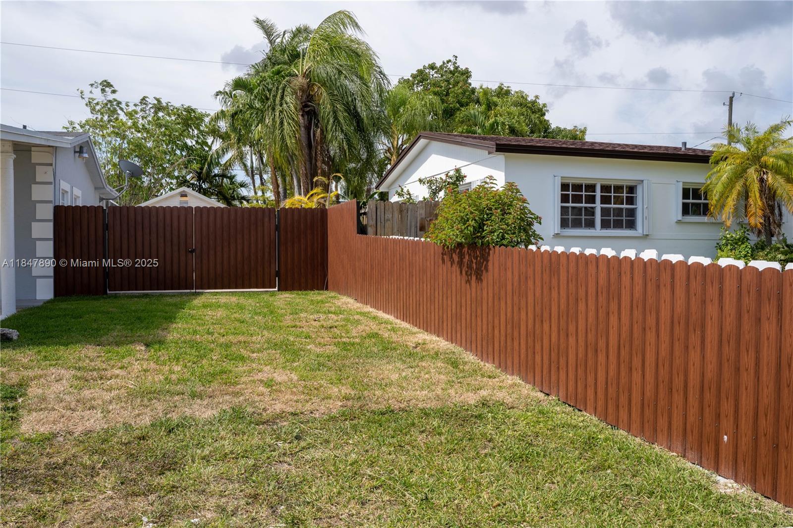 CUTLER RIDGE SEC 3 - Residential