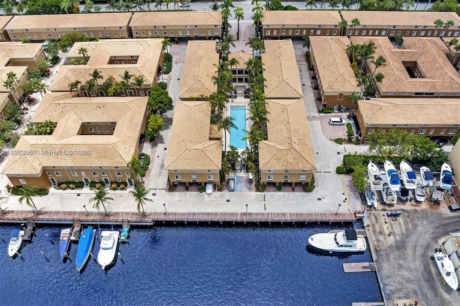 AVENTI AT AVENTURA CONDO - Residential