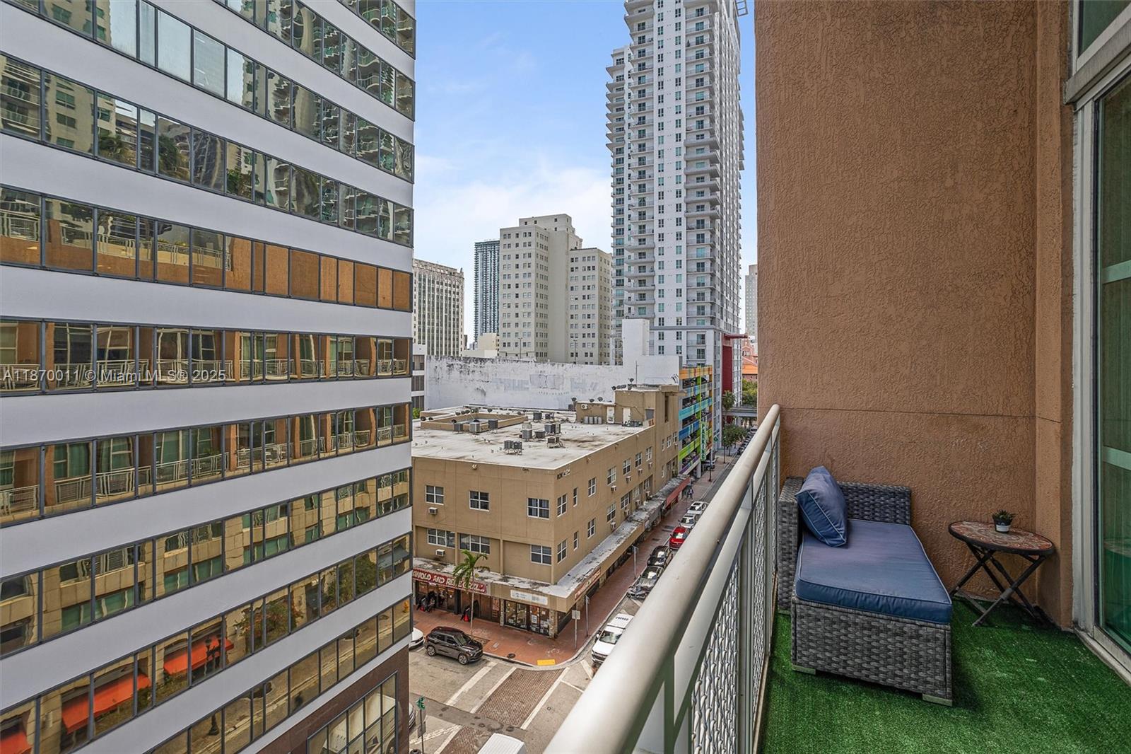 Vizcayne South Condo - Residential