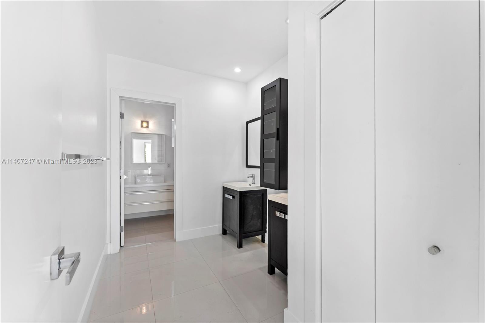 AMD PLAT OF SUNSET LAKE S - Residential