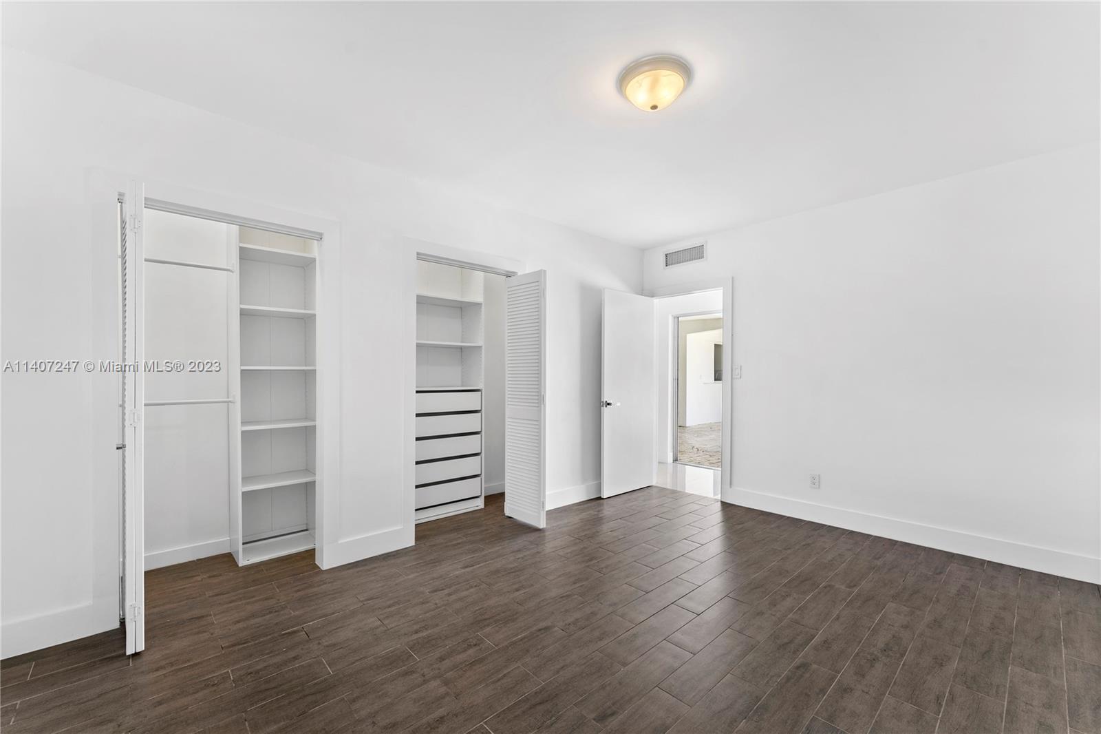 AMD PLAT OF SUNSET LAKE S - Residential