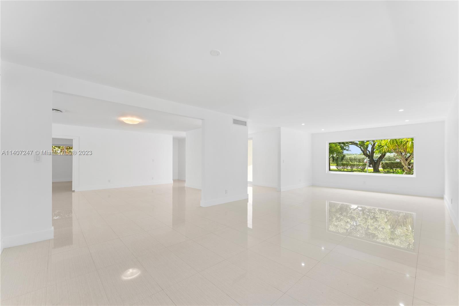 AMD PLAT OF SUNSET LAKE S - Residential