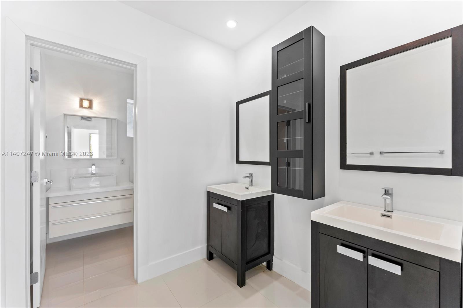 AMD PLAT OF SUNSET LAKE S - Residential