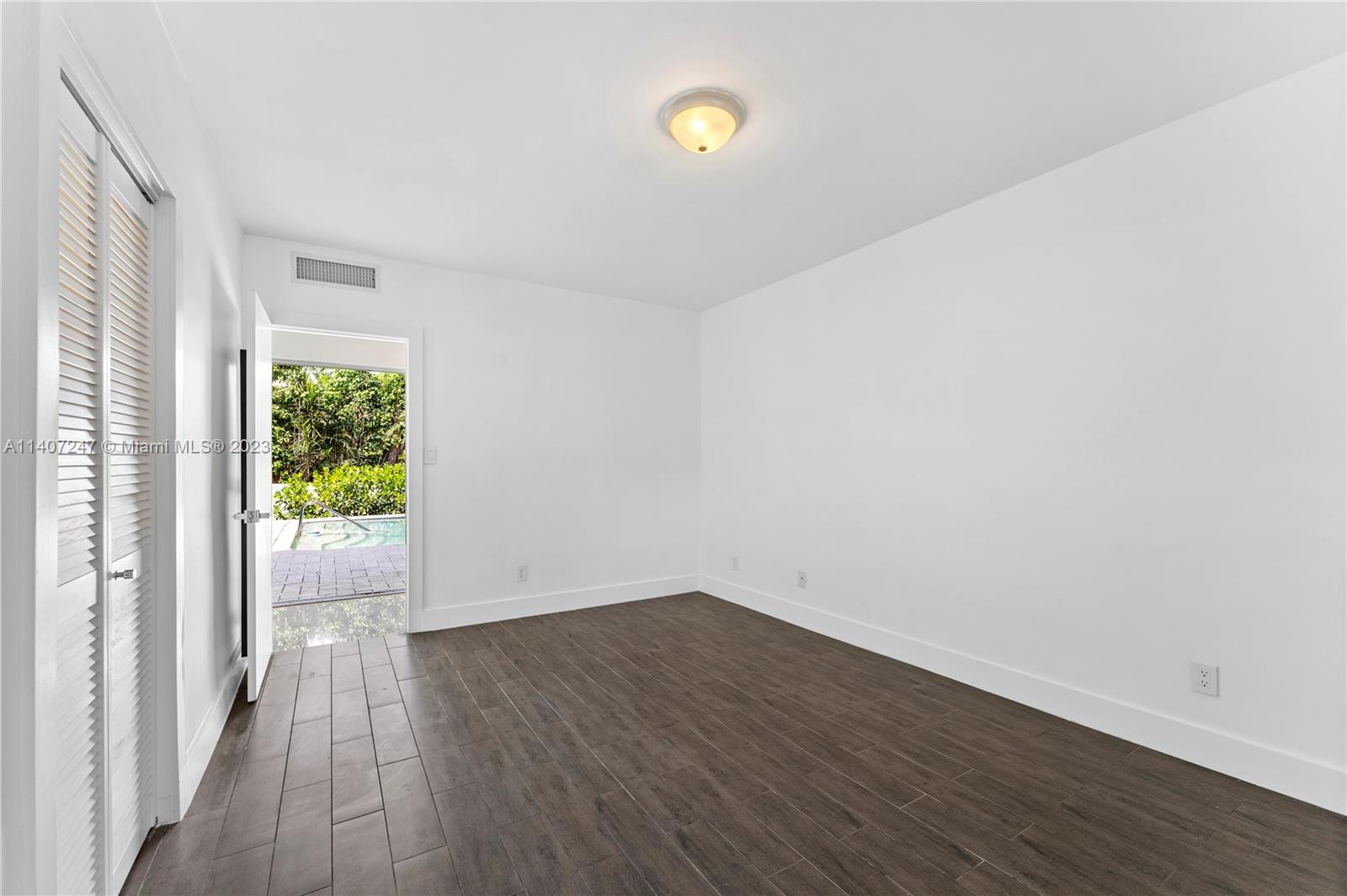 AMD PLAT OF SUNSET LAKE S - Residential