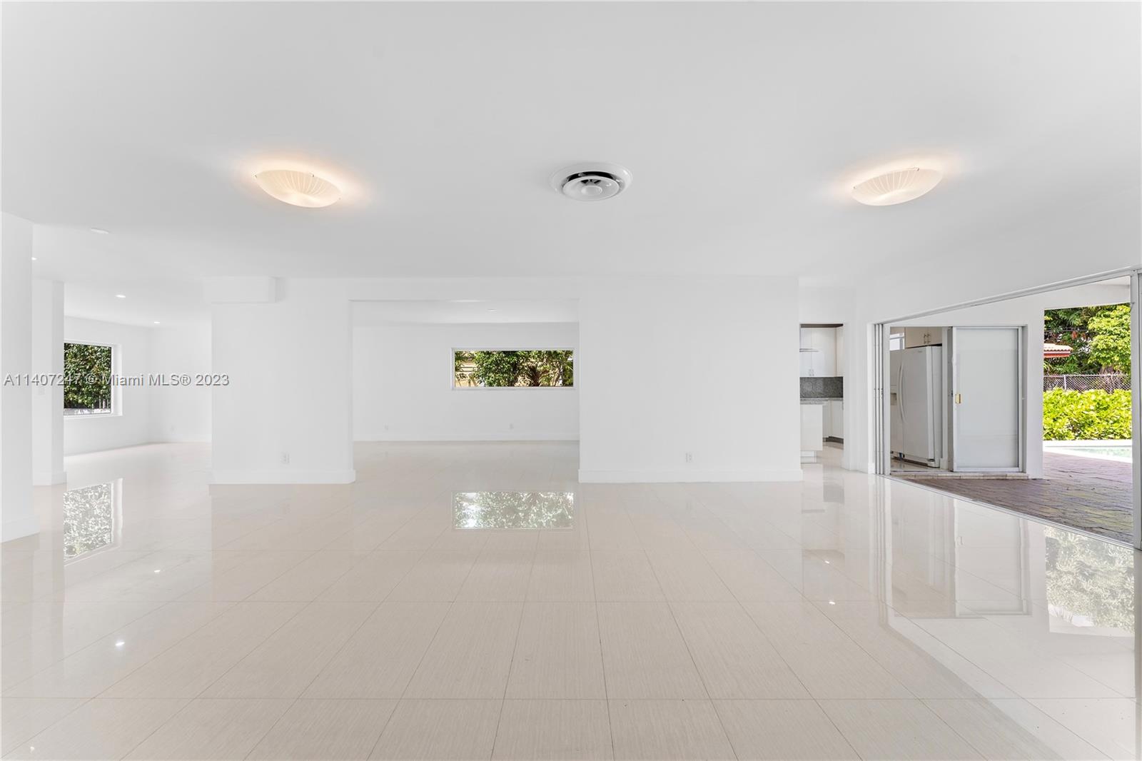 AMD PLAT OF SUNSET LAKE S - Residential