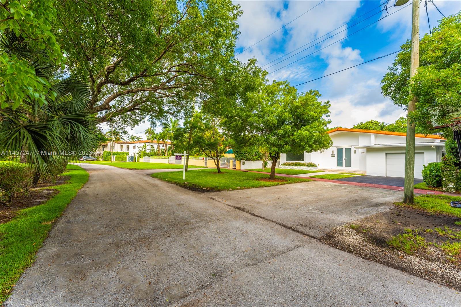 AMD PLAT OF SUNSET LAKE S - Residential