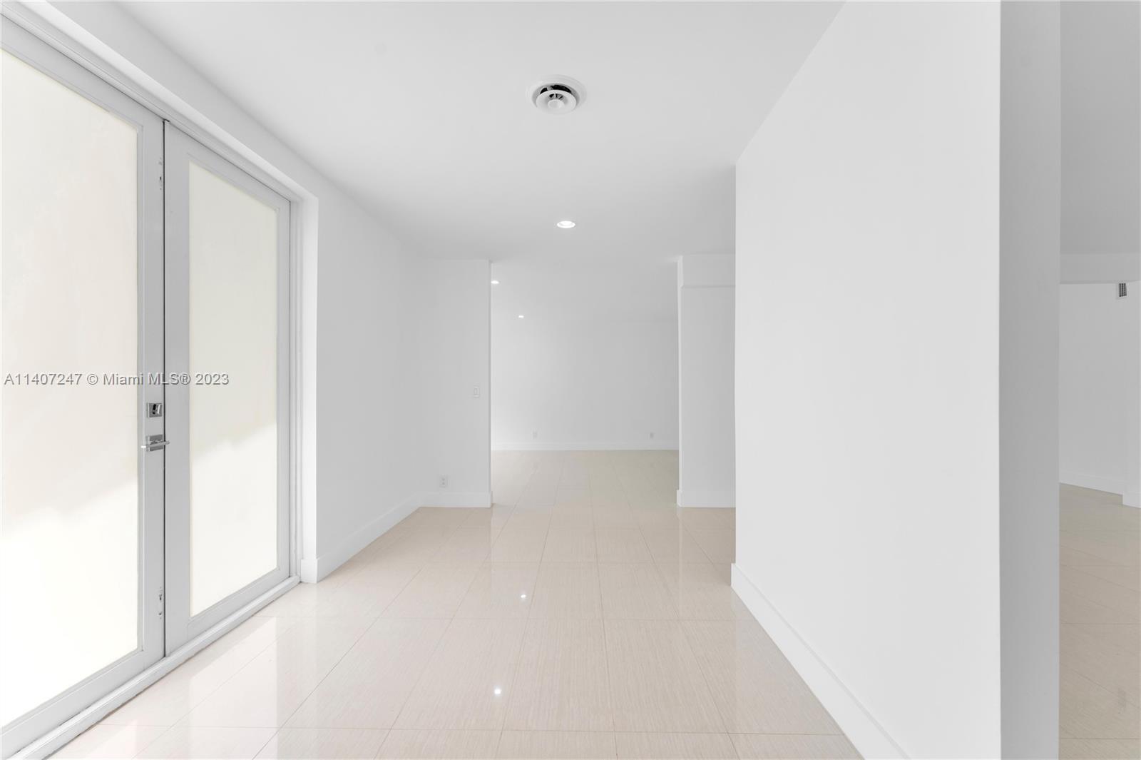 AMD PLAT OF SUNSET LAKE S - Residential