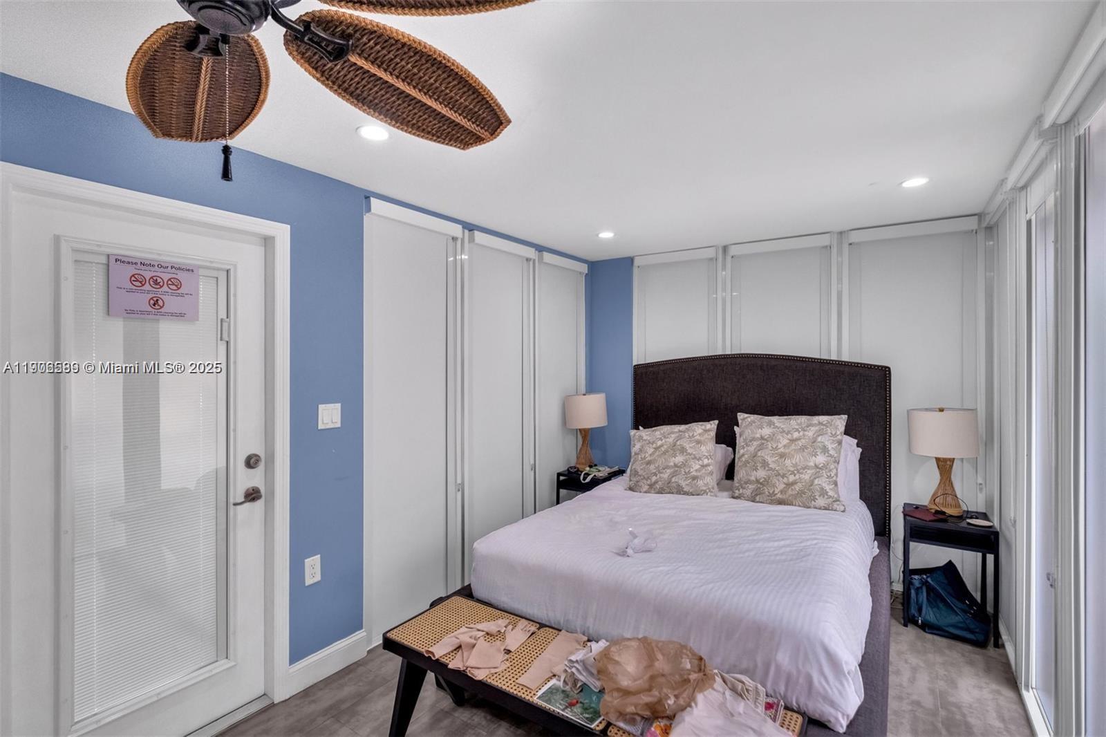 LAWRENCE ESTATE LAND COS - Residential Lease