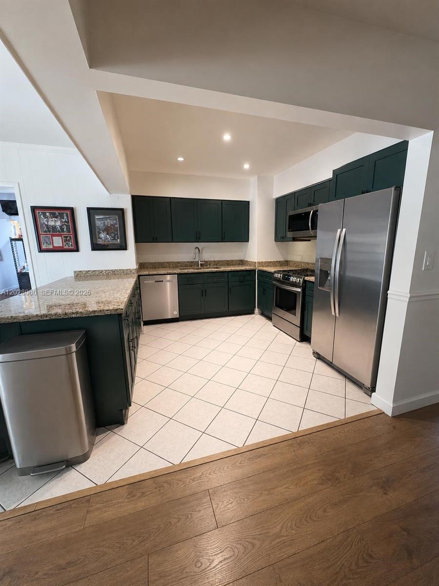 PLANTATION GARDENS SEC 4A - Residential