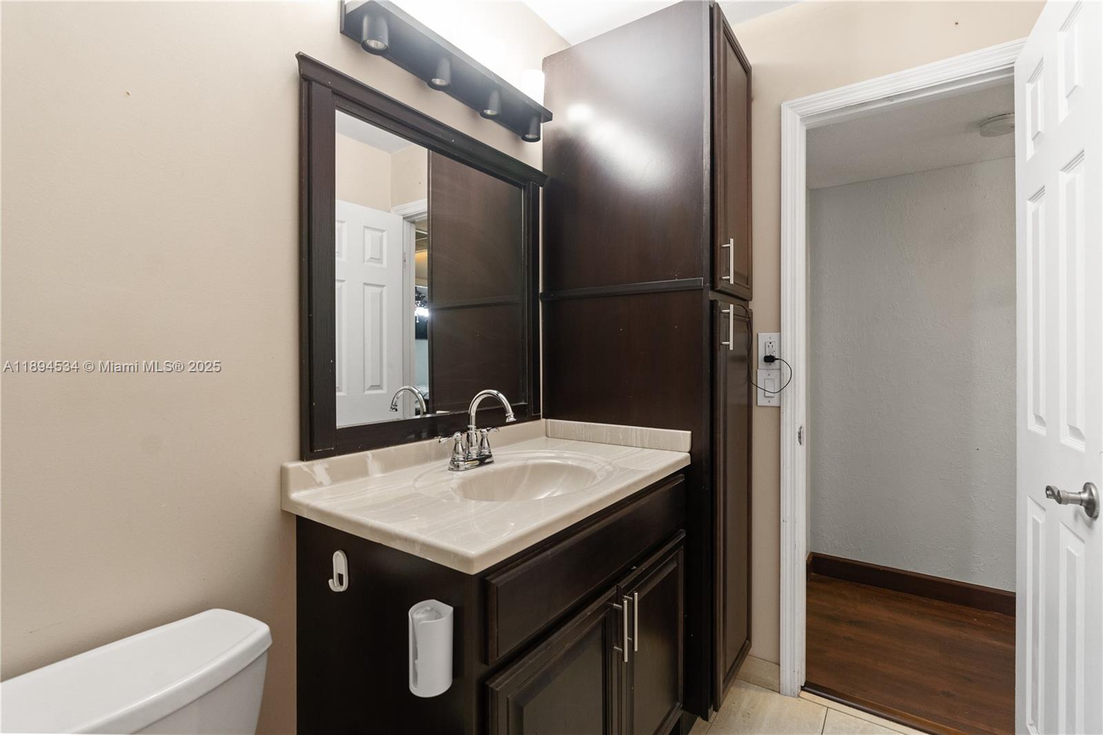 LAGO GRANDE FOUR-A CONDO - Residential