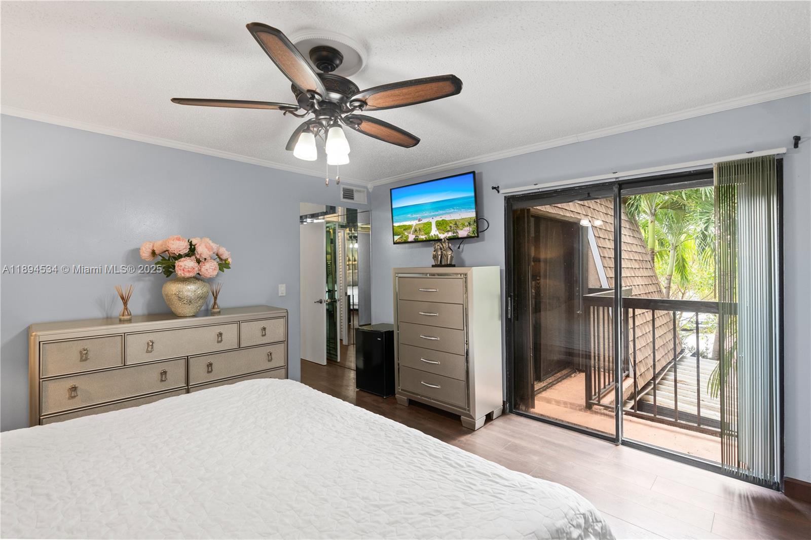 LAGO GRANDE FOUR-A CONDO - Residential