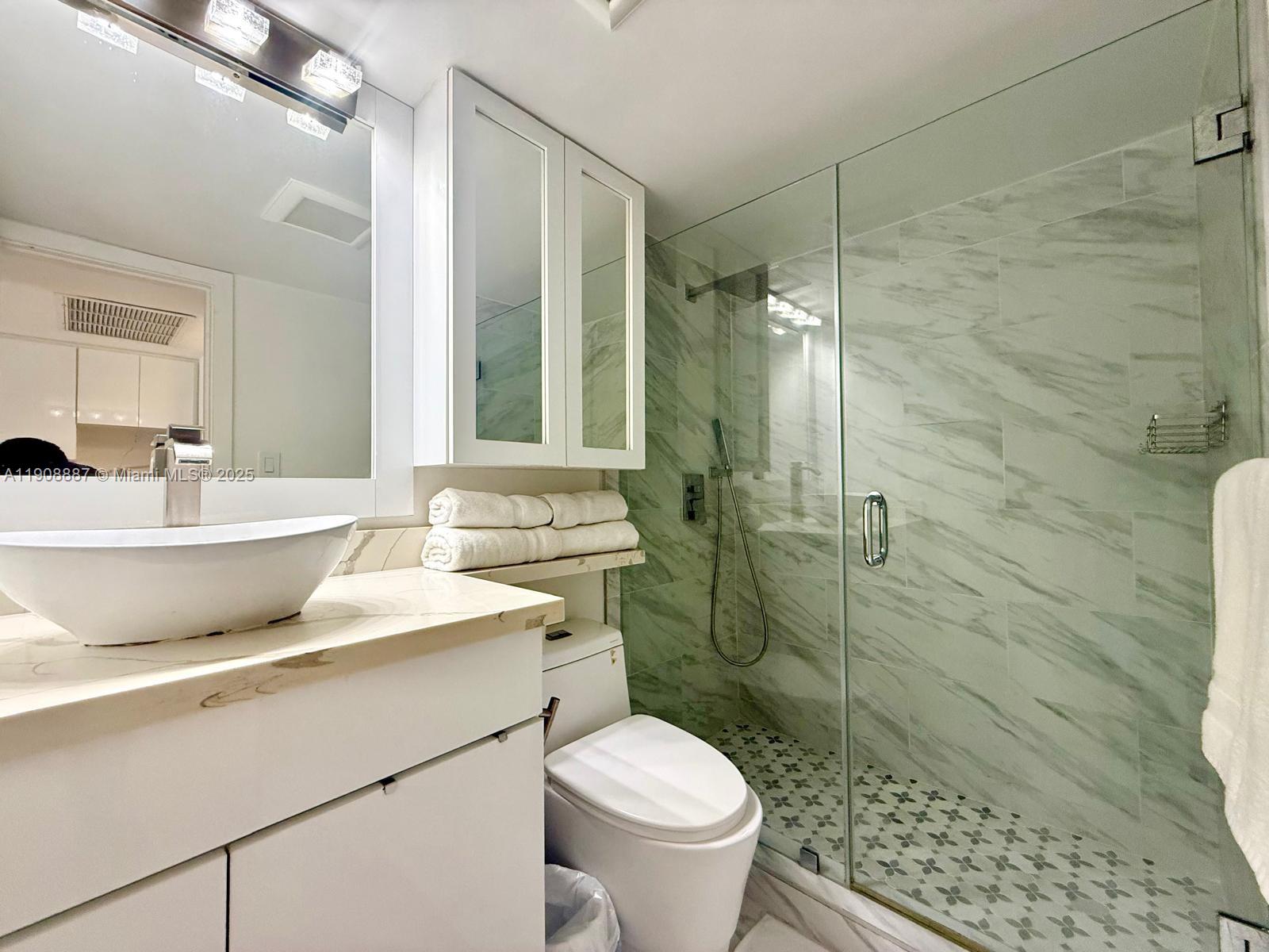 THE AVENTURA BEACH CLUB C - Residential Lease