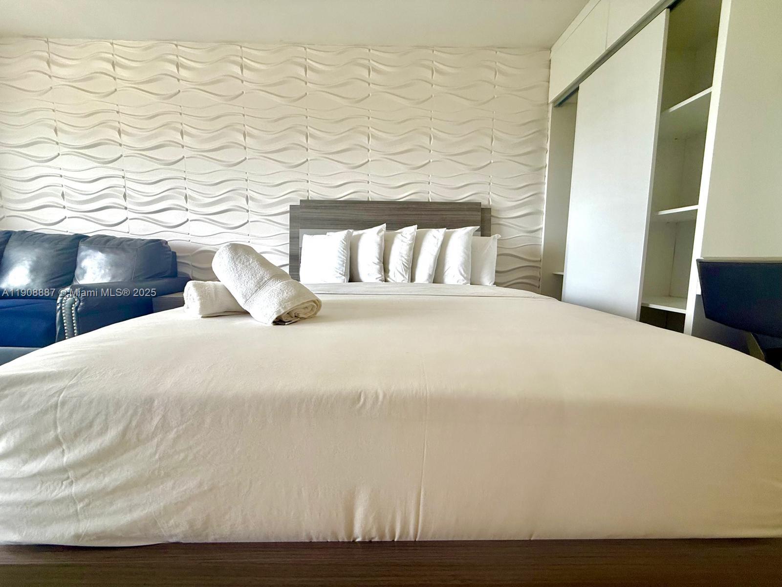 THE AVENTURA BEACH CLUB C - Residential Lease