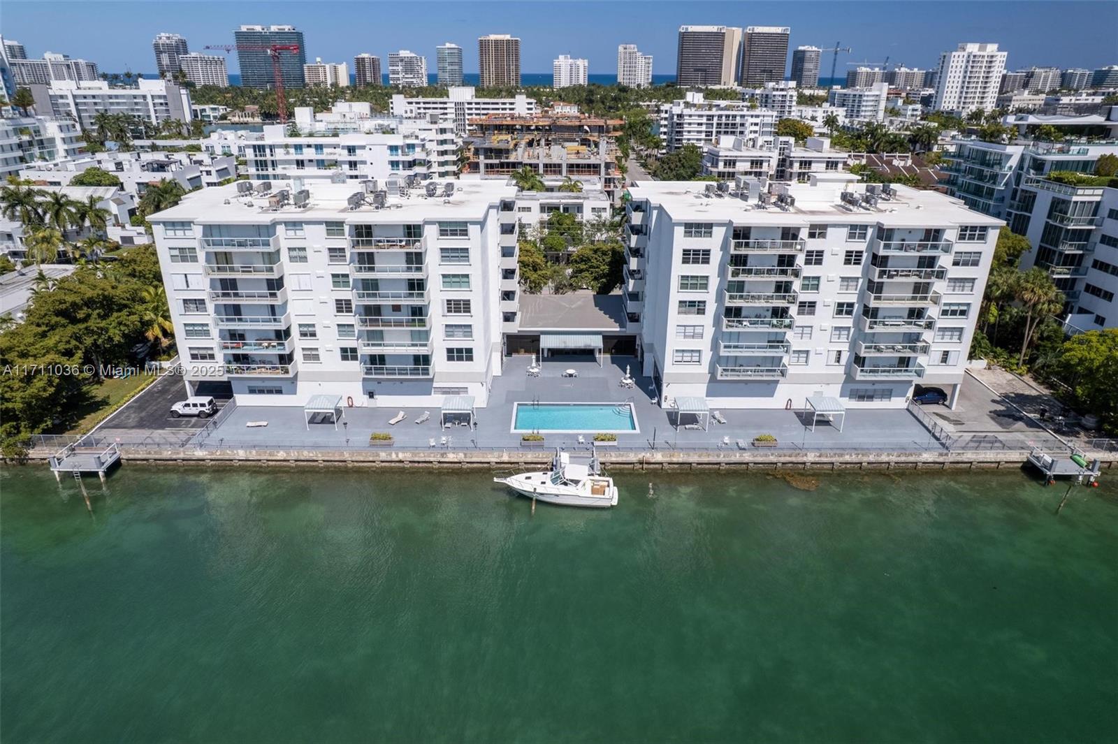Property for Sale at 10000 W Bay Harbor Dr 324, Bay Harbor Islands, Miami-Dade County, Florida - Bedrooms: 2 
Bathrooms: 3  - $559,000