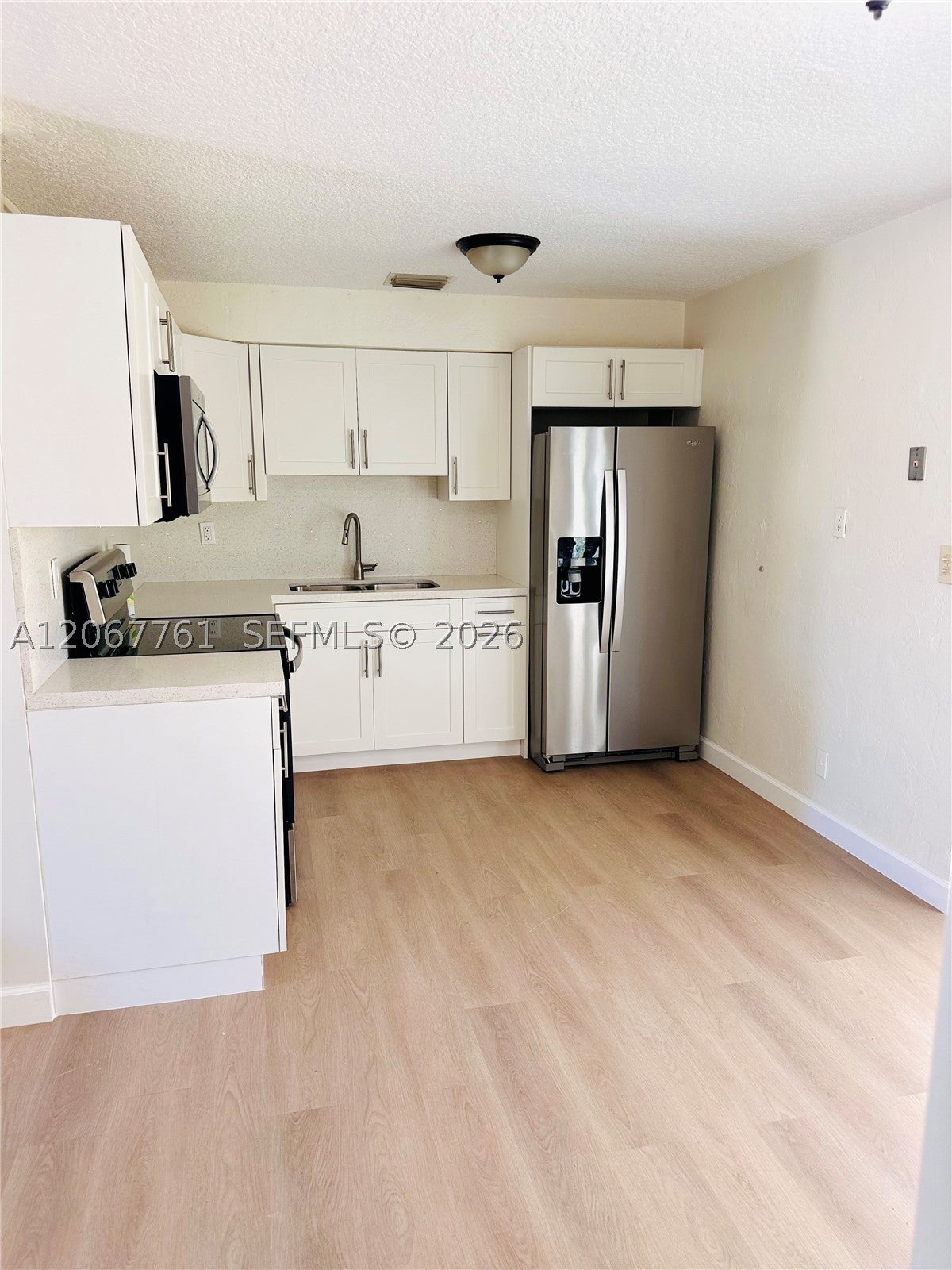 1921 SW 48th Ave