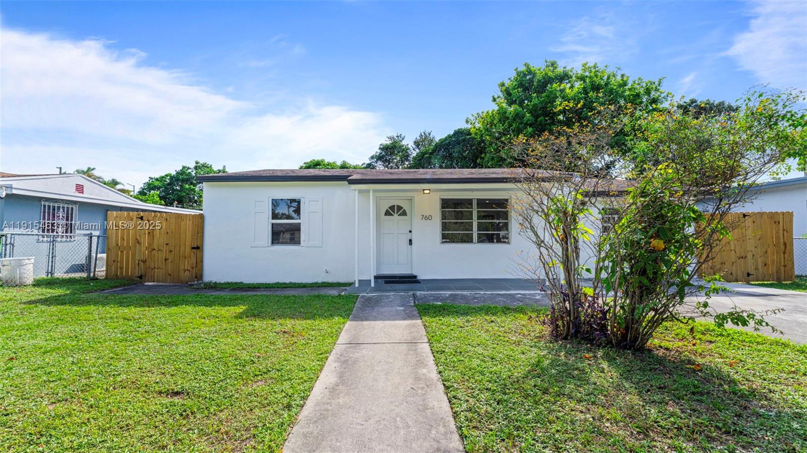 NORTH SHORE HEIGHTS - Residential