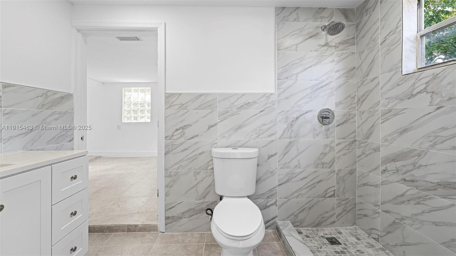 NORTH SHORE HEIGHTS - Residential