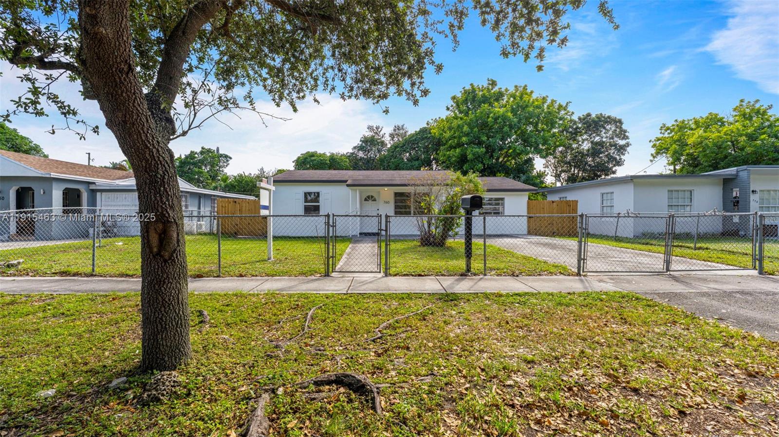 NORTH SHORE HEIGHTS - Residential