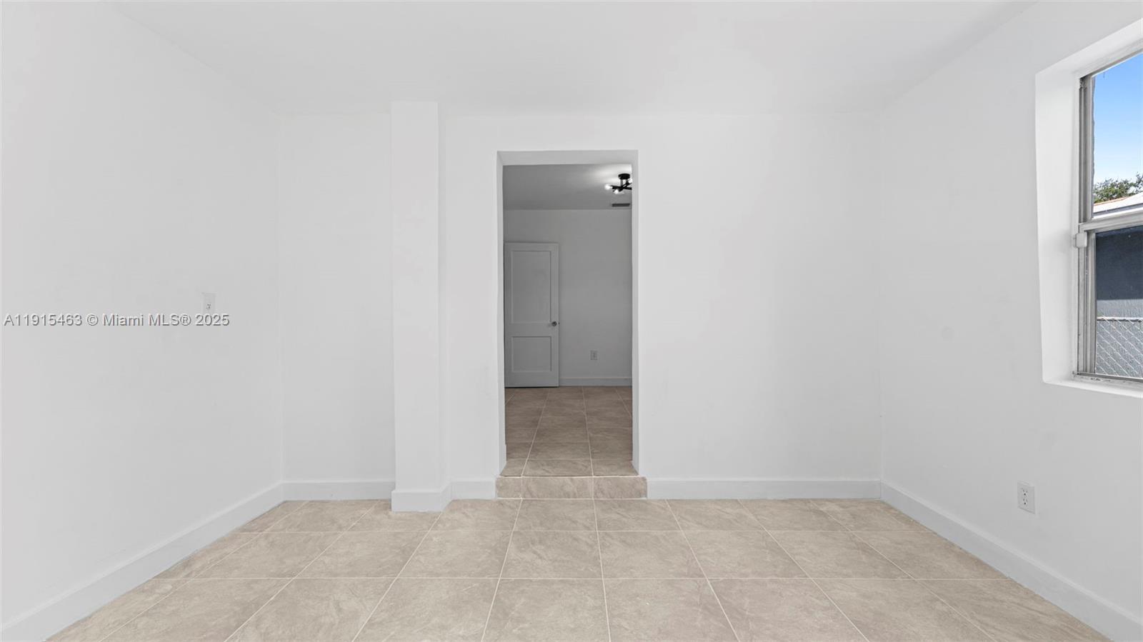 NORTH SHORE HEIGHTS - Residential