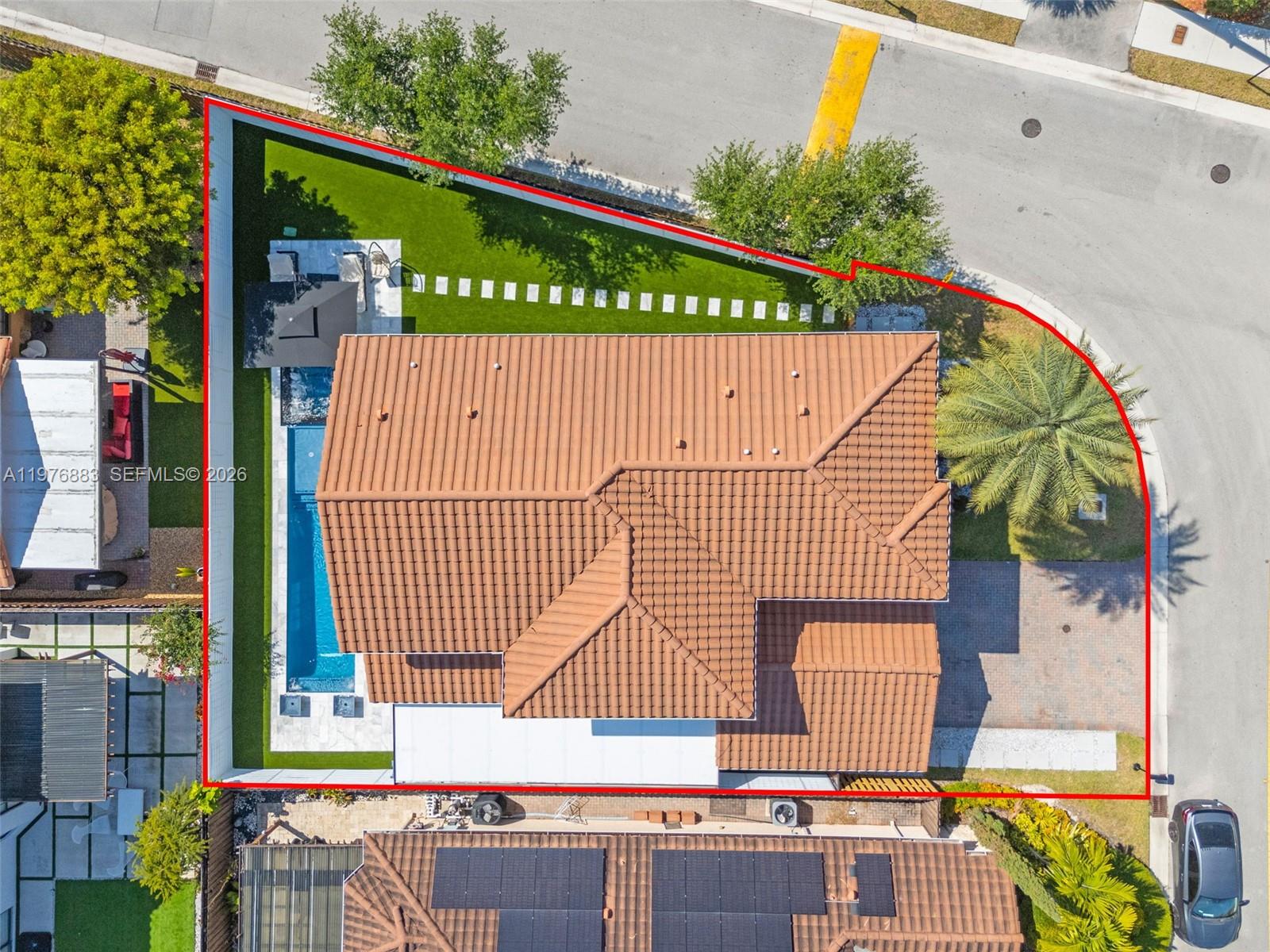 FONTAINEBLEAU WEST NORTH - Residential