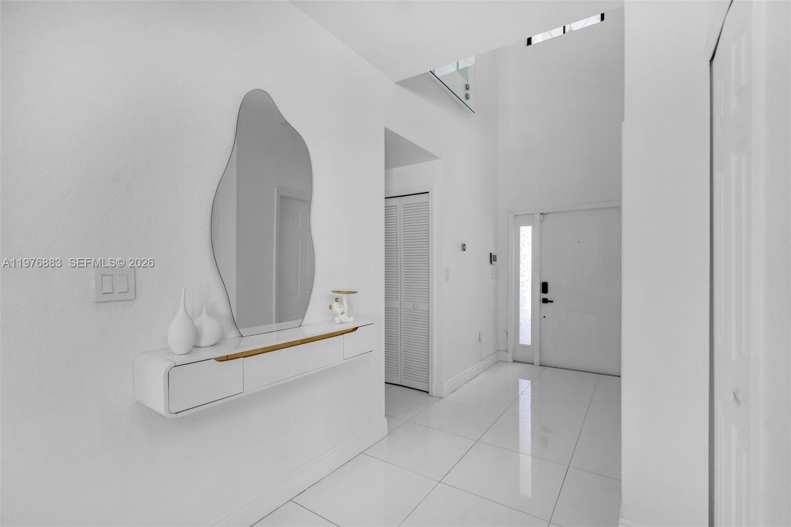 FONTAINEBLEAU WEST NORTH - Residential