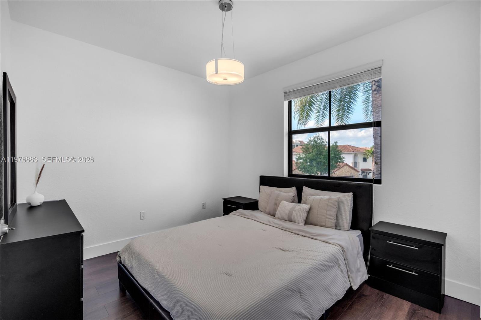 FONTAINEBLEAU WEST NORTH - Residential