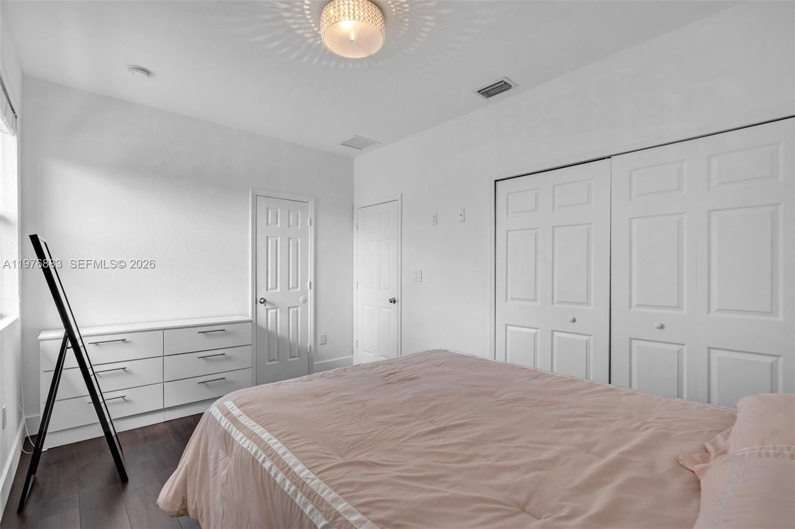 FONTAINEBLEAU WEST NORTH - Residential