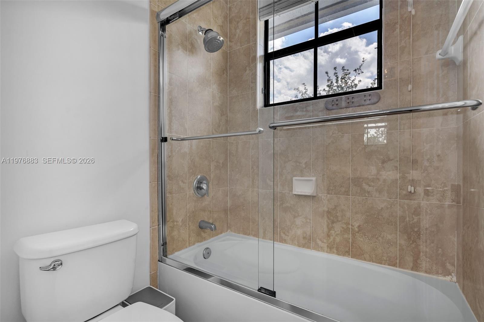 FONTAINEBLEAU WEST NORTH - Residential