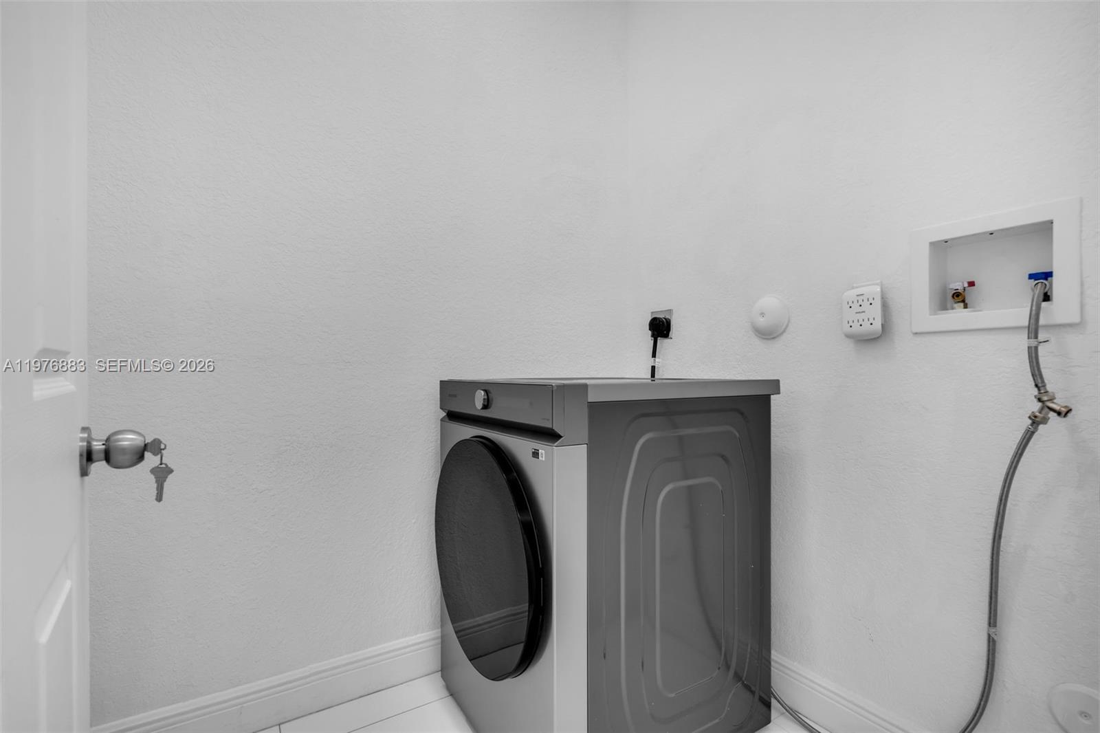 FONTAINEBLEAU WEST NORTH - Residential