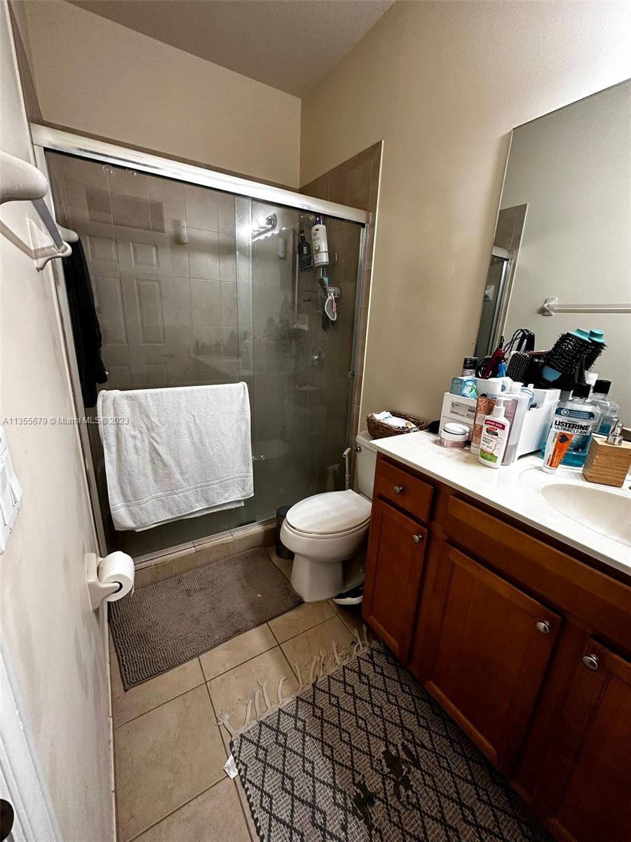 BELLAGIO VILLAS - Residential Lease