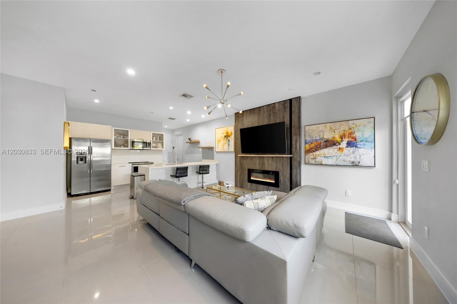 1025 NE 18th Ave 104