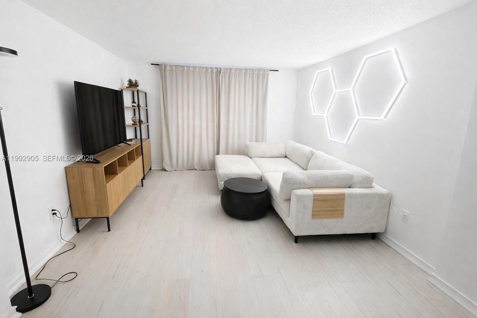 16851 NE 23rd Ave B604