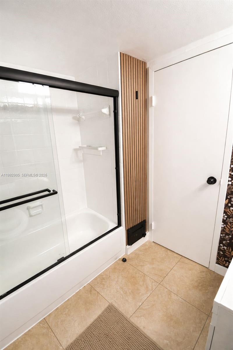 WOODSIDE APTS CONDO - Residential