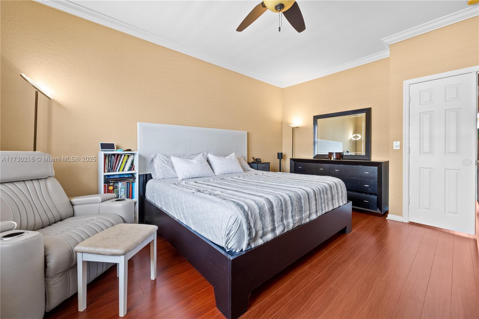 KENSINGTON MANOR - Residential