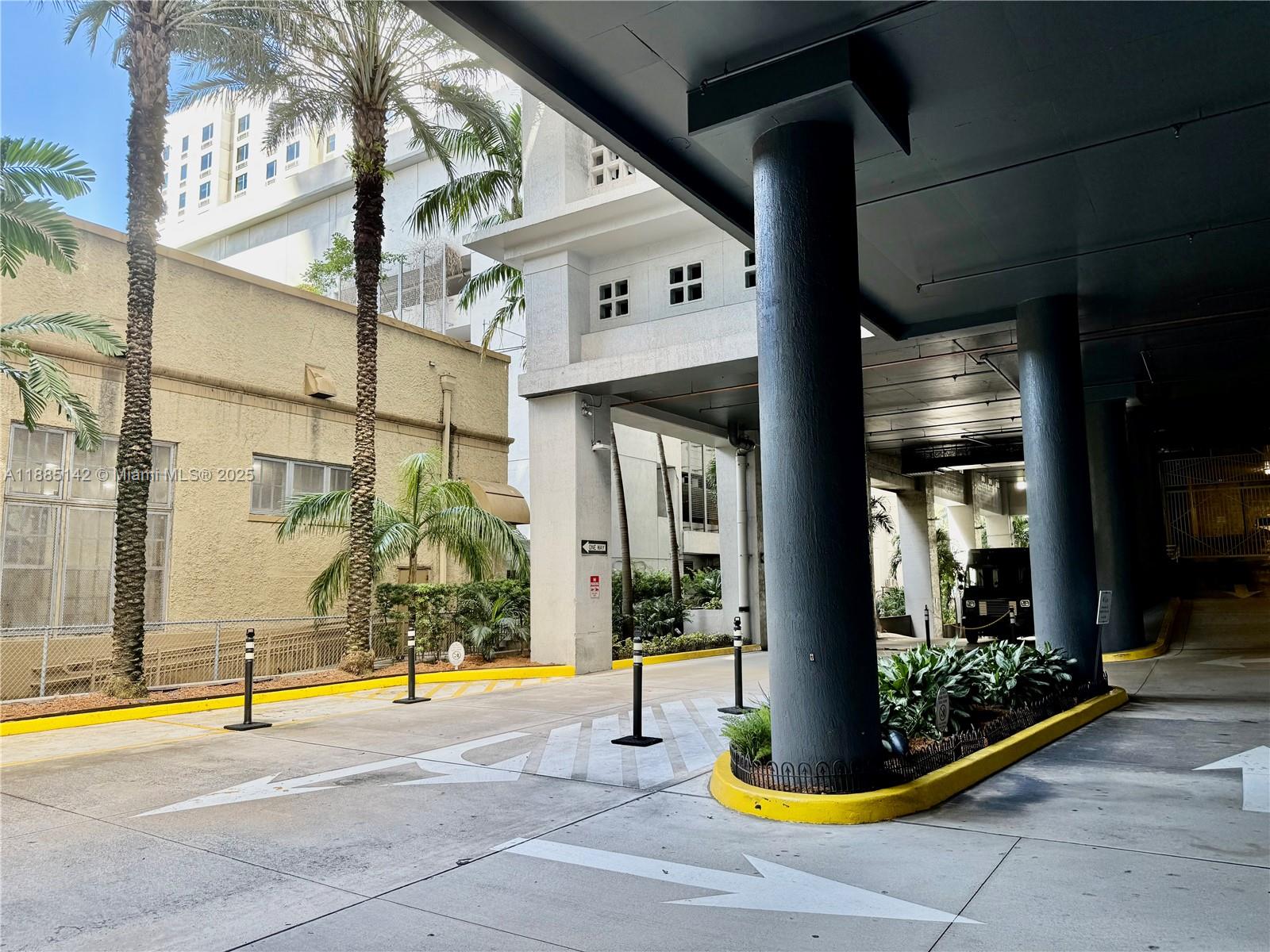 VUE AT BRICKELL CONDO - Residential