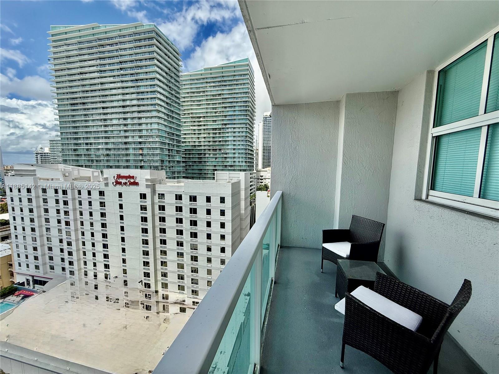 VUE AT BRICKELL CONDO - Residential