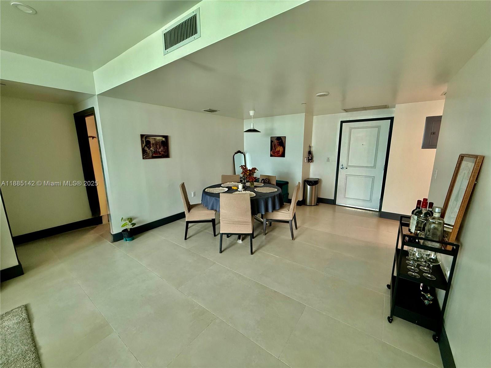 VUE AT BRICKELL CONDO - Residential