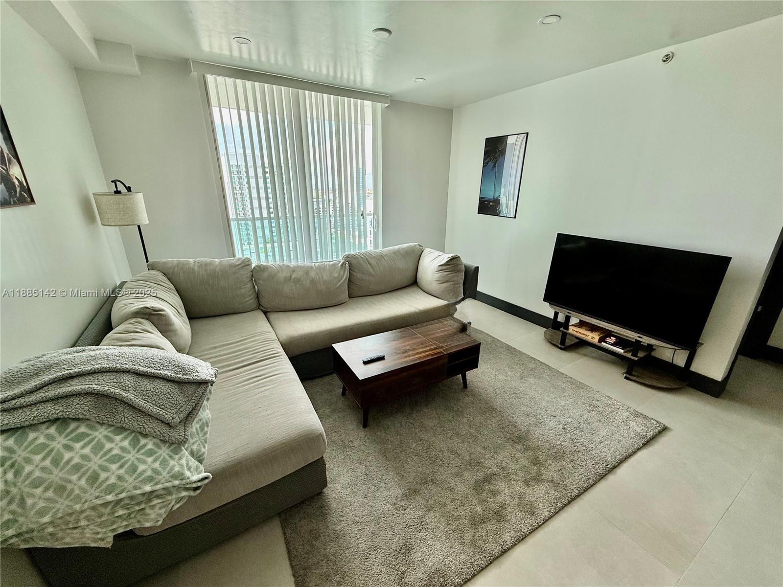 VUE AT BRICKELL CONDO - Residential