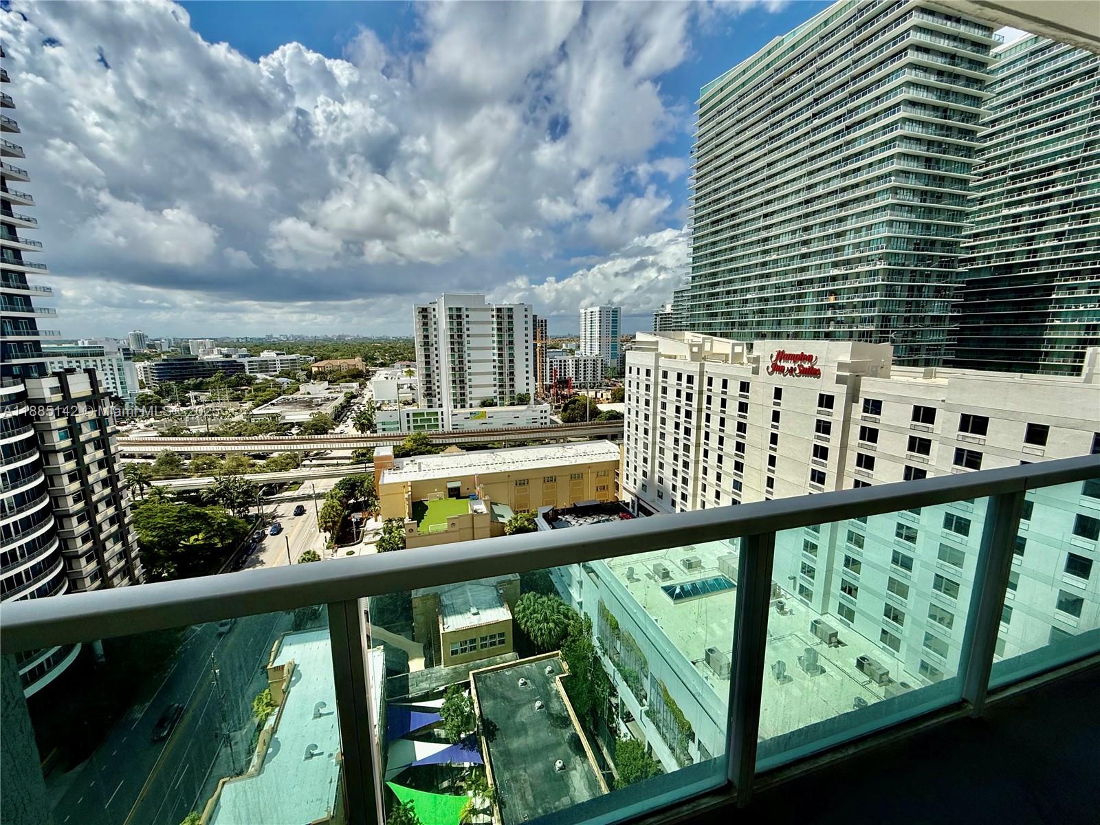 VUE AT BRICKELL CONDO - Residential