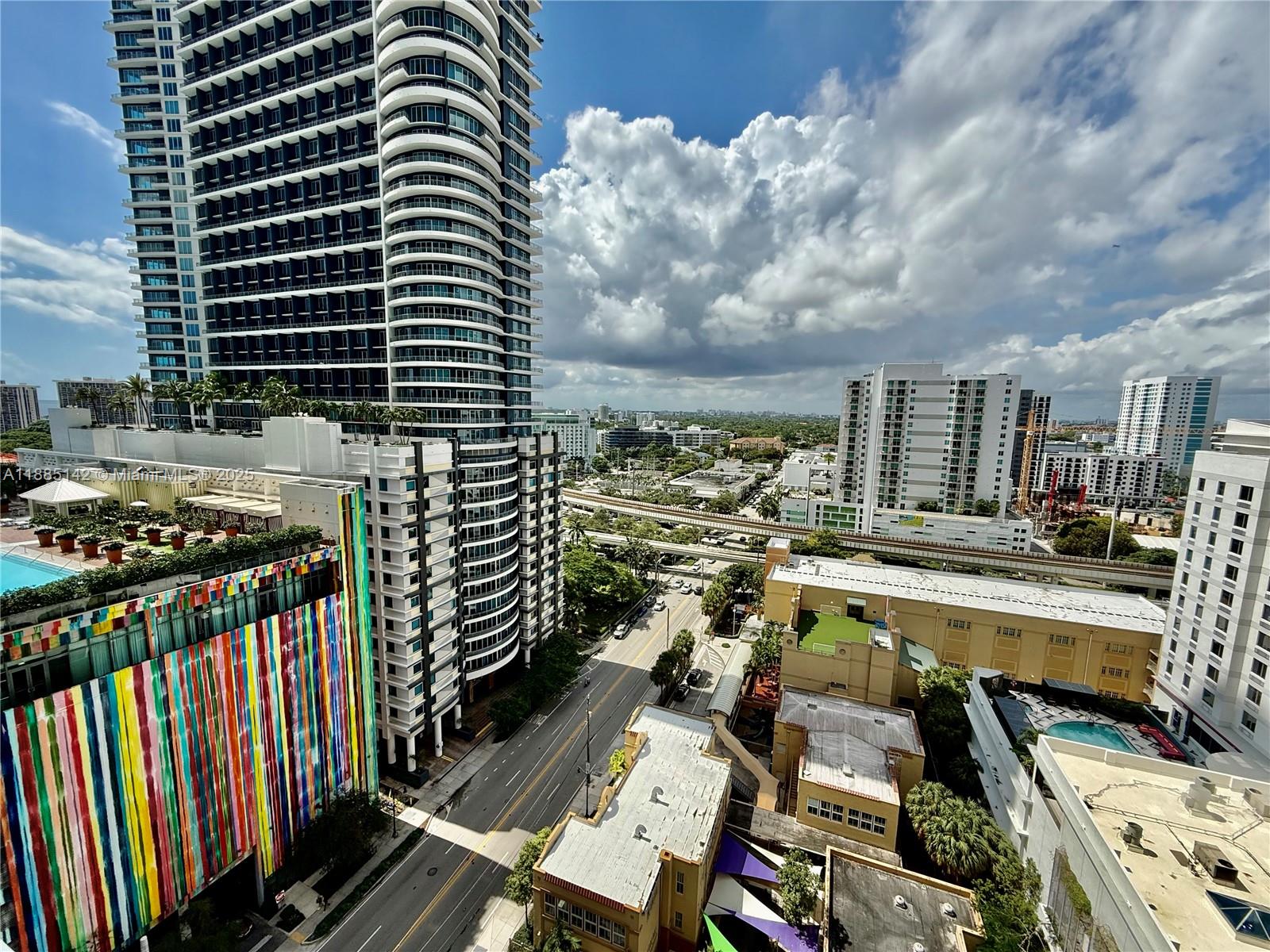 VUE AT BRICKELL CONDO - Residential