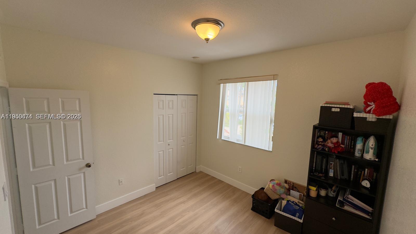 FLORIDIAN ISLES SOUTH - Residential