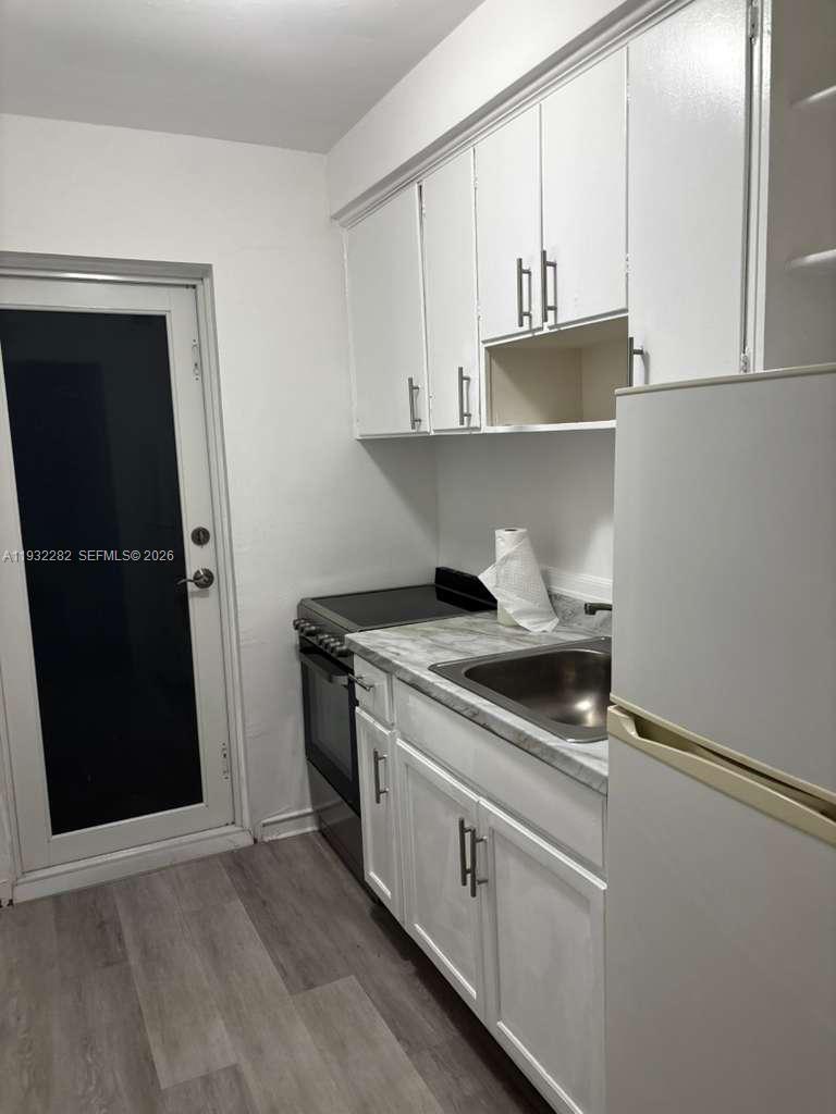 VISTA SHORES CO-OP - Residential Lease