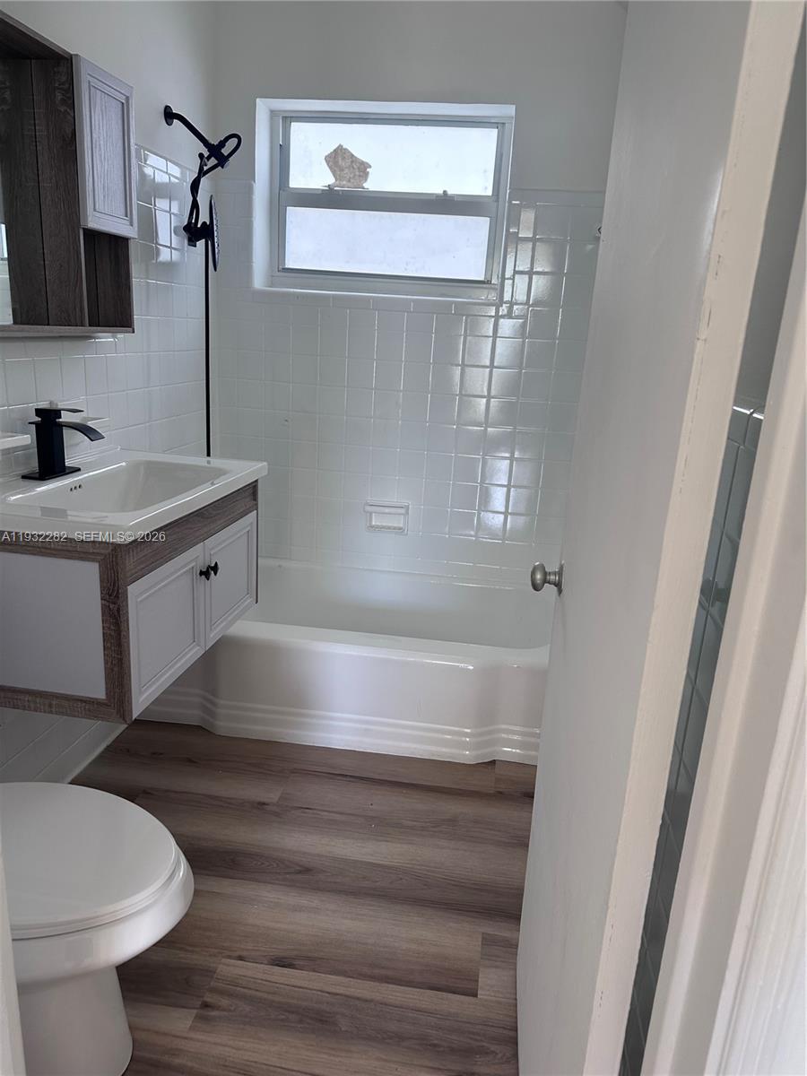 VISTA SHORES CO-OP - Residential Lease