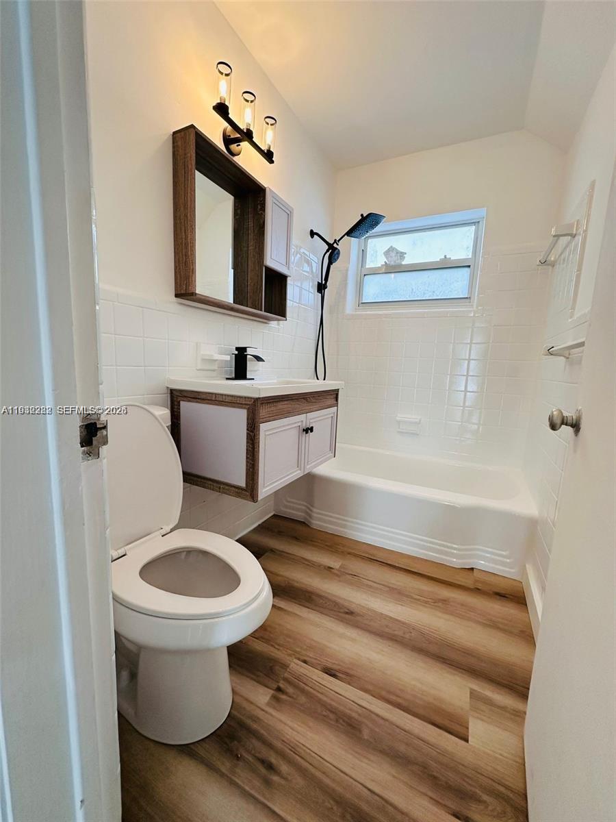 VISTA SHORES CO-OP - Residential Lease